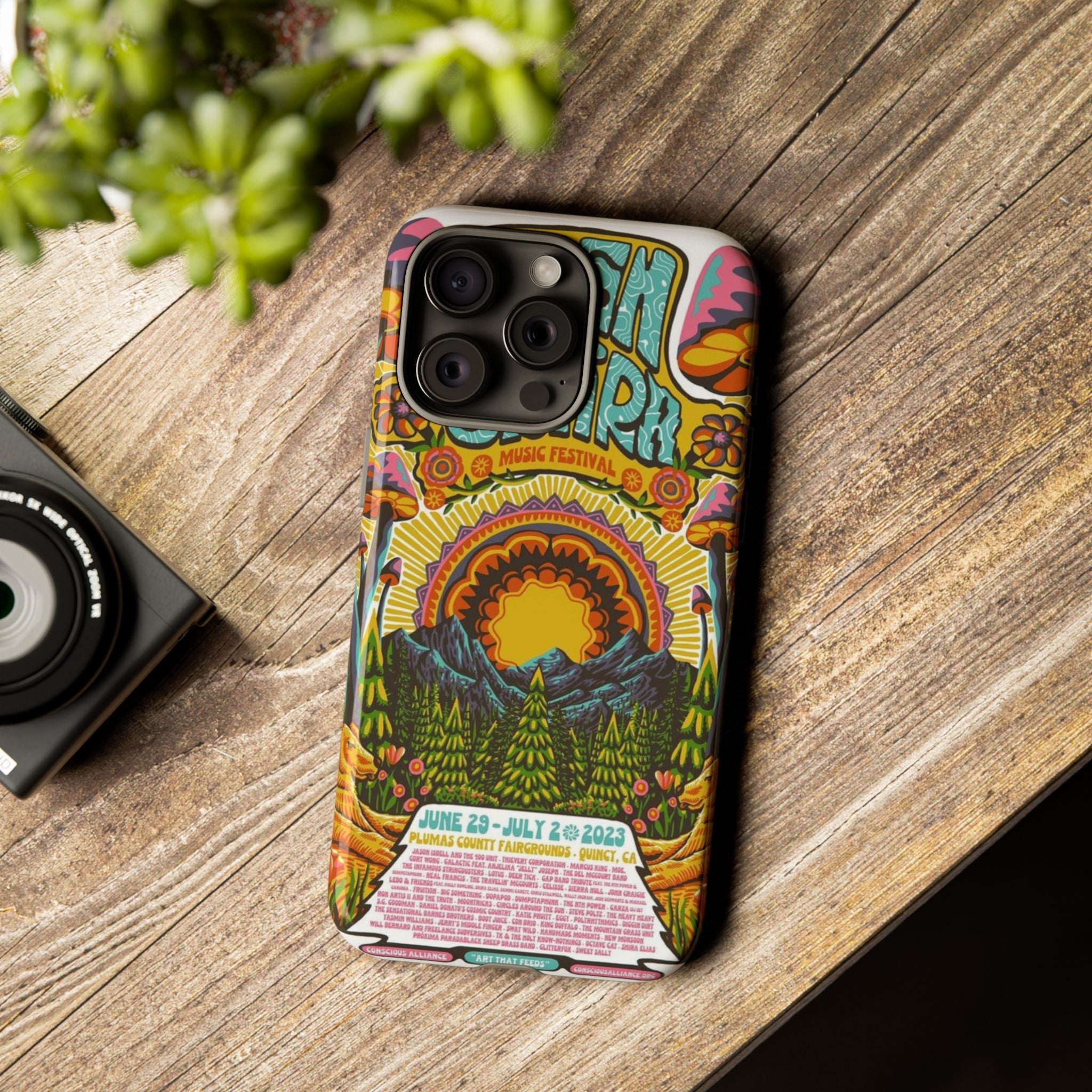 Psychedelic Festival Forest – Retro Mushroom Tough iPhone Case